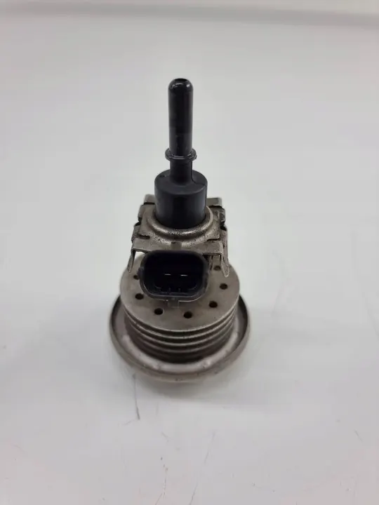 AdBlue-injektor KIA Sorento 2019 OEM 296304a800 image 2