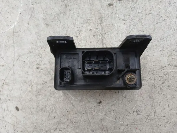 MERCEDES W203 Gloeiplugmodule image 5