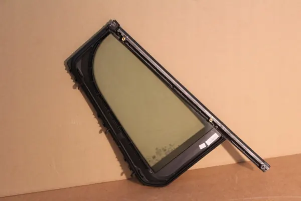 Vidro Porta Traseira Esquerda OEM 7431145 VSG BMW X7 G07 image 3