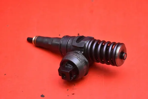 Injetor 045130073T Seat Ibiza 1.4 TDI 2002-2006 image 2