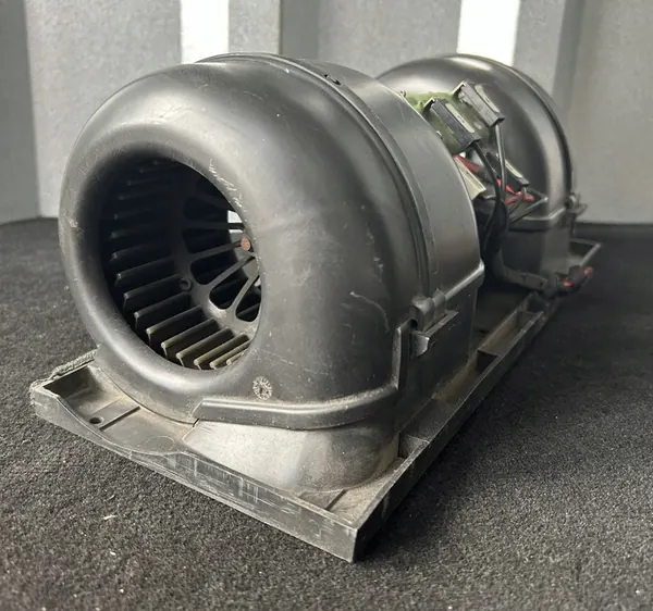 Motor de ventilador de aquecimento DAF XF 106 OE 1672646 image 5