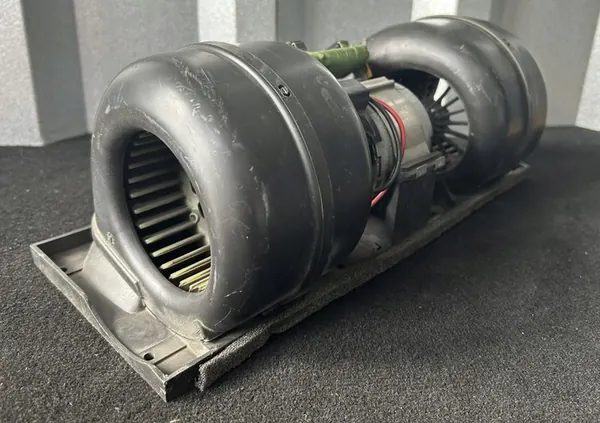 Motor de ventilador de aquecimento DAF XF 106 OE 1672646 image 6