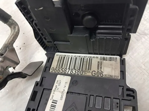 CITROEN DS5 Batterispänningsmodul OEM 9665878380 image 4