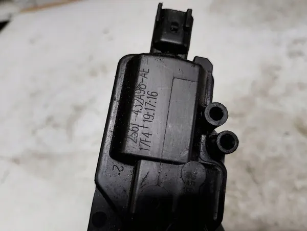 Ford Centrale Sluitactuator OEM 2S61432A98AE Gebruikt image 4