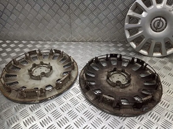 Original R14 Hjulkapslar Set Opel Corsa D 1.2 13211852 image 4