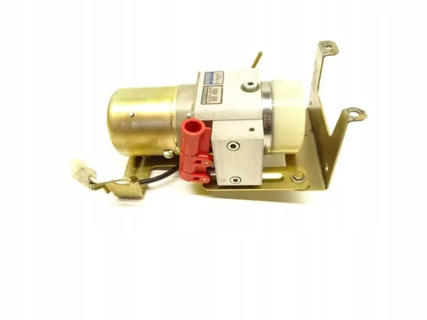 Opel Astra F kattopumppu OEM HB92841-002B Bertone Cabrio image 3