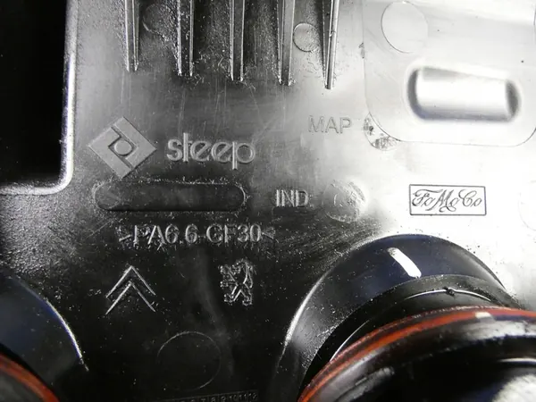 JAGUAR XF 2012 2.2 D Tampa de válvulas 9678420380 image 4