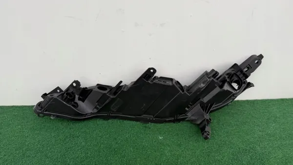 Farol direito Nissan Juke II OEM E922773 KA30/3 image 3