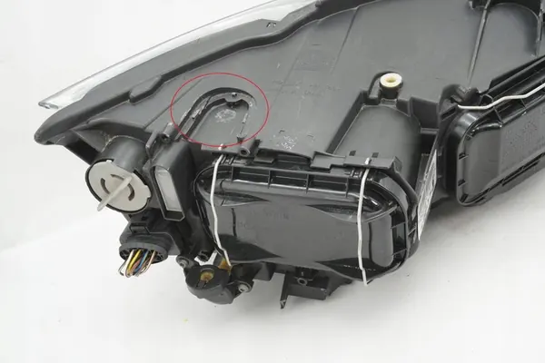 Farol esquerdo Seat Leon III 5F1941005B image 7