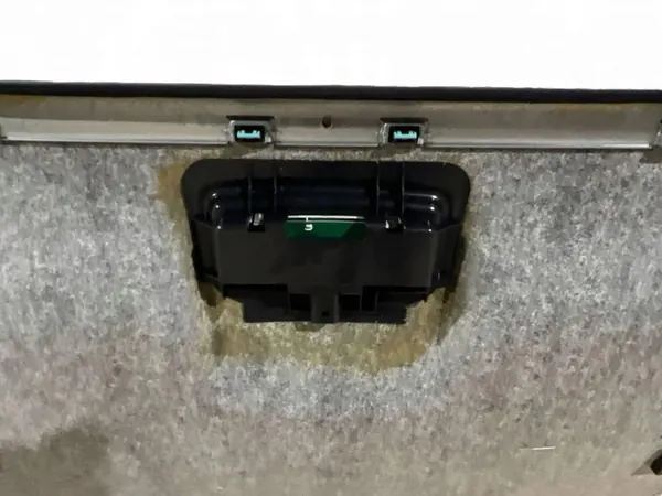 Tête de pavillon BMW X2 F39 OEM 8073465 - État utilisé image 6