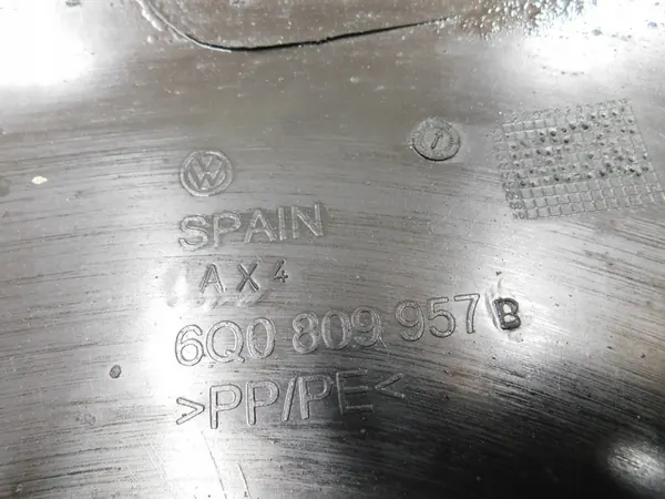 Vasen Etuhelma VW Polo 6Q image 4