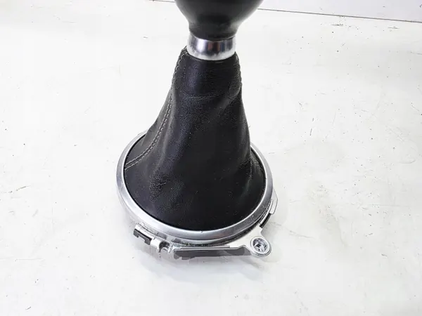 Versnellingspookhoes OEM 8J0711113C Audi TT TTS 8J image 7