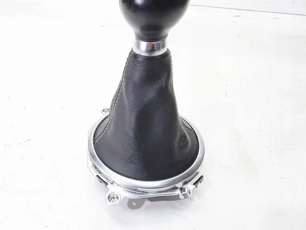 Versnellingspookhoes OEM 8J0711113C Audi TT TTS 8J image 8