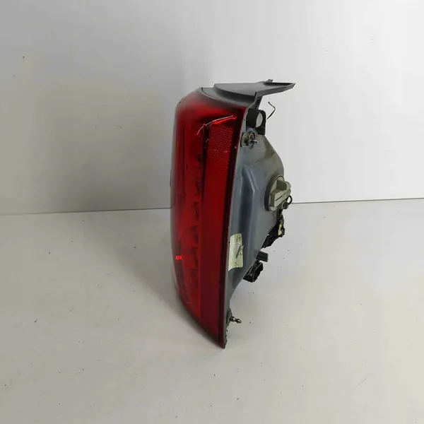 KIA Sorento 2012 Luz trasera derecha image 3