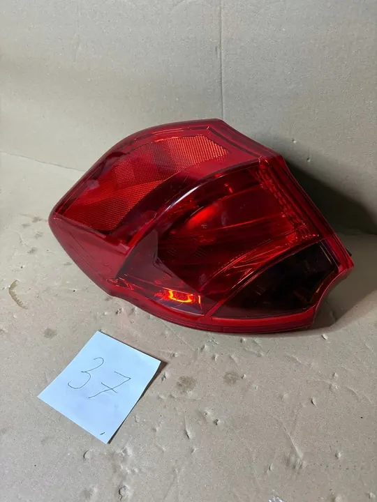 Luz trasera derecha KIA CEE'D ED '06-'12 image 2