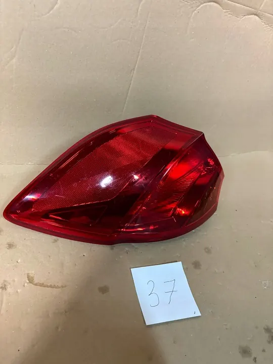 Luz trasera derecha KIA CEE'D ED '06-'12 image 3