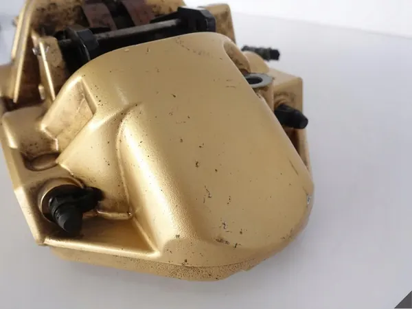 BMW M5 F90 M8 F91 Gold Bremssattel + Beläge Rechts Vorne OEM image 5