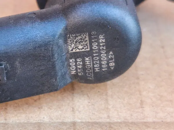 Inyector OEM H8201100113 para Nissan Juke 1.5 dCi image 9
