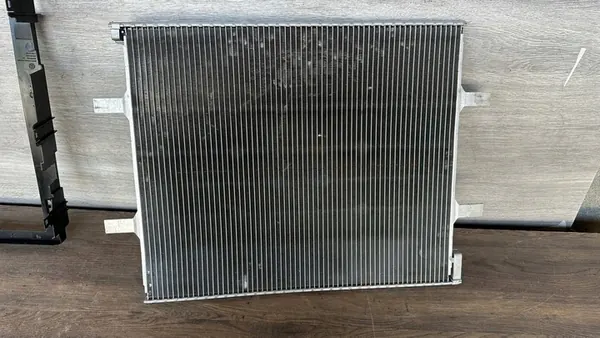 VW ID4 Q4 E-TRON Klimatiseringsfläkt 1EA816515A image 4