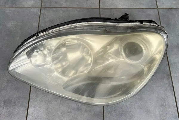 Voorste linker koplamp Mercedes S W220 A2208202361 image 3