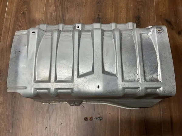 OEM 1296822171 Äänenvaimennin lämpösuoja Mercedes R129 image 7