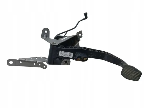 Pédale d'embrayage Volvo V50 Lift 2007-2012 1.6 D2 31280372 image 1