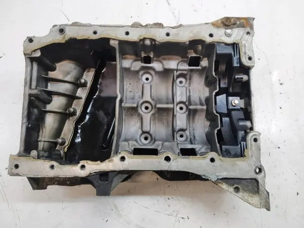 Öljypannu OEM 8200795039 Renault Koleos I 2.0 DCI:lle image 3
