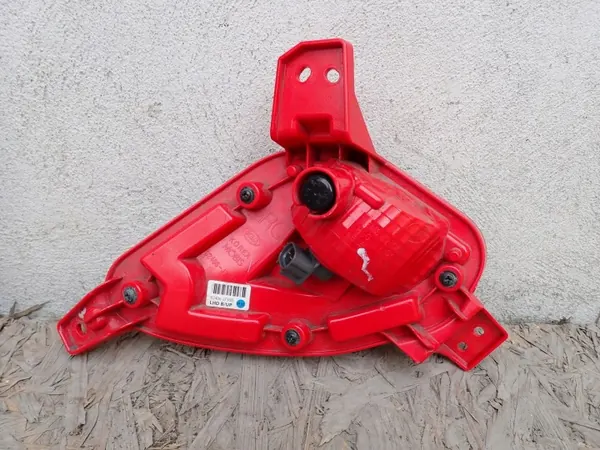 OEM 92406J7300 Rechter Rückfahrscheinwerfer Kia Xceed/Ceed image 4