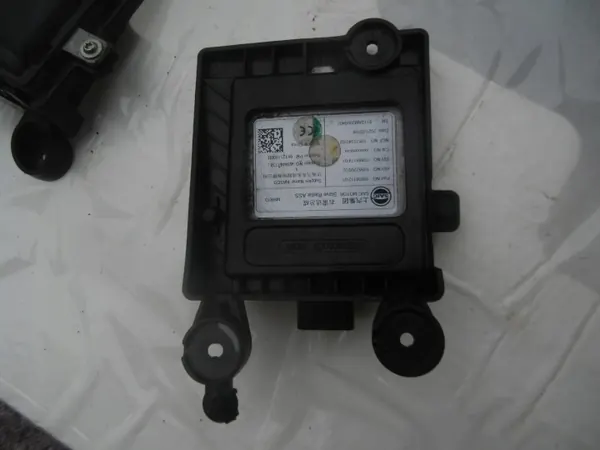 Sensor ponto cego MG OEM 10808111/10808112 image 3
