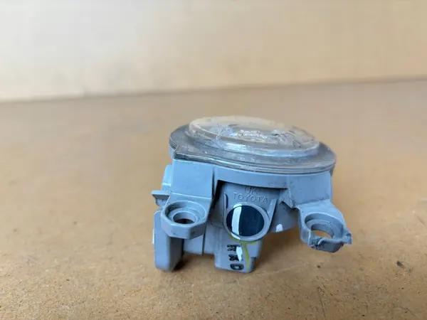 Farol de neblina halógeno Toyota C-HR CHR image 5