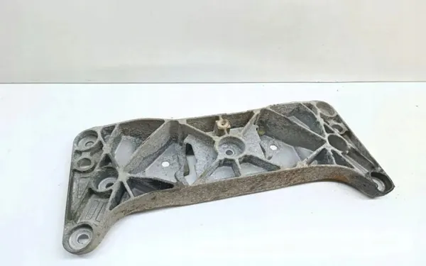 Support de boîte BMW F10 F11 OEM 196645 Occasion image 3