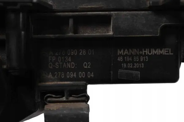 Mercedes-Benz GLC X253 C253 2017 Ilmansuodattimen kotelo image 6