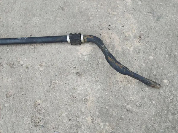 Estabilizador delantero Nissan Navara D40 2006 image 2