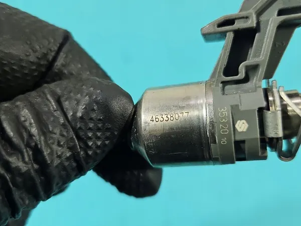 Inyector FIAT TIPO II 15- 46338077 1.0 T image 4