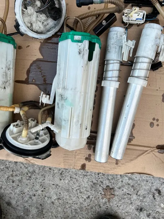 Bomba de Combustível Audi A8 D3 3.0 TDI Completa image 3