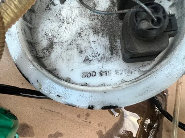 Bomba de Combustível Audi A8 D3 3.0 TDI Completa image 5