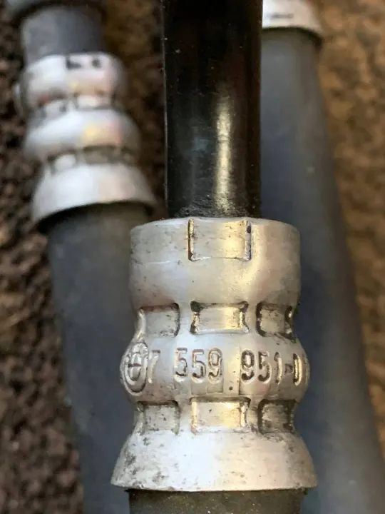 Oljekylarslang OEM 7559951 för BMW 6-serie växellåda image 5