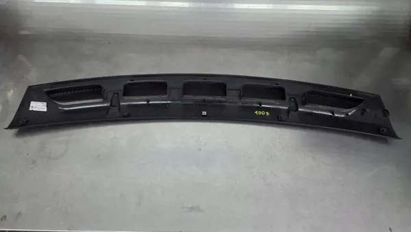 Mercedes Classe A W169 Sabot Pare-brise OEM A1698360018 image 6