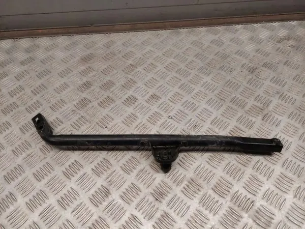 Radiatorbevestigingspaneel linkerkant OEM 68231357AA image 2