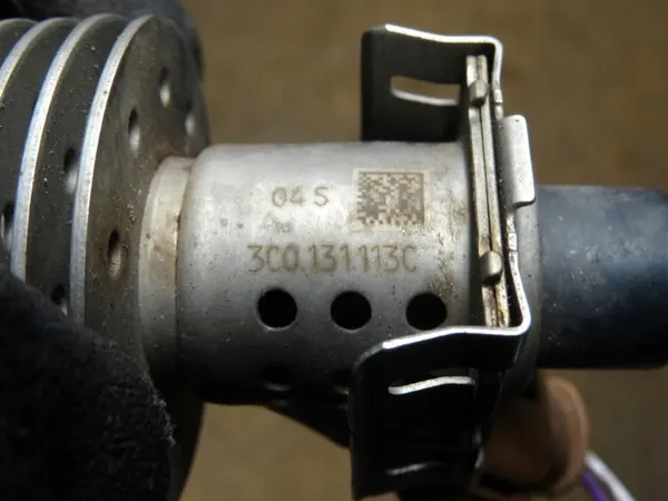 Inyector AdBlue OEM 3C0131113C para Sharan/Alhambra image 3