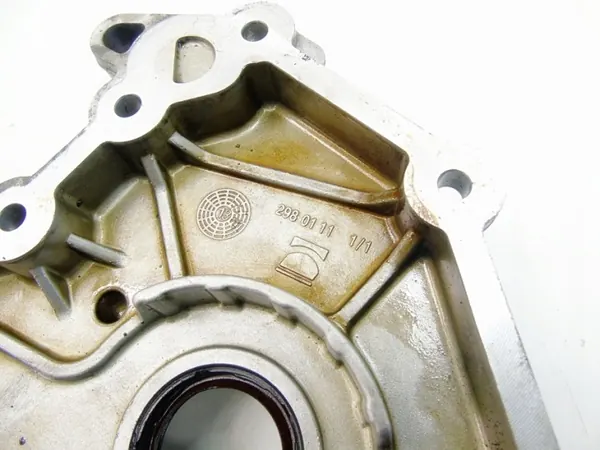 Boîtier de joint d'arbre OEM 04E103153B - Occasion image 6