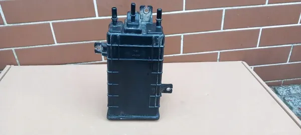 Suzuki S-Cross SX-4 hiilifiltteri OEM 74S0 image 4