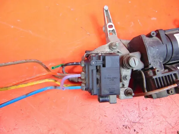 Compressore Sospensione Porsche Cayenne I 7L0616006D image 2