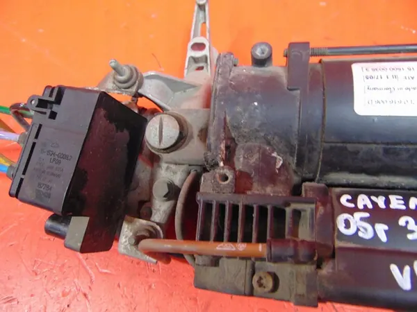 Compressore Sospensione Porsche Cayenne I 7L0616006D image 3
