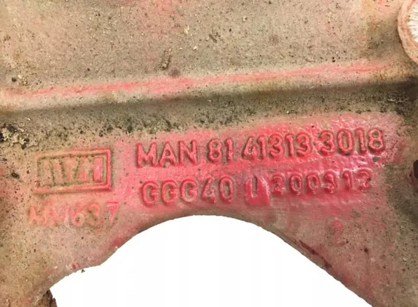 MAN 81413130018 Support de ressort à lames avant droit image 4