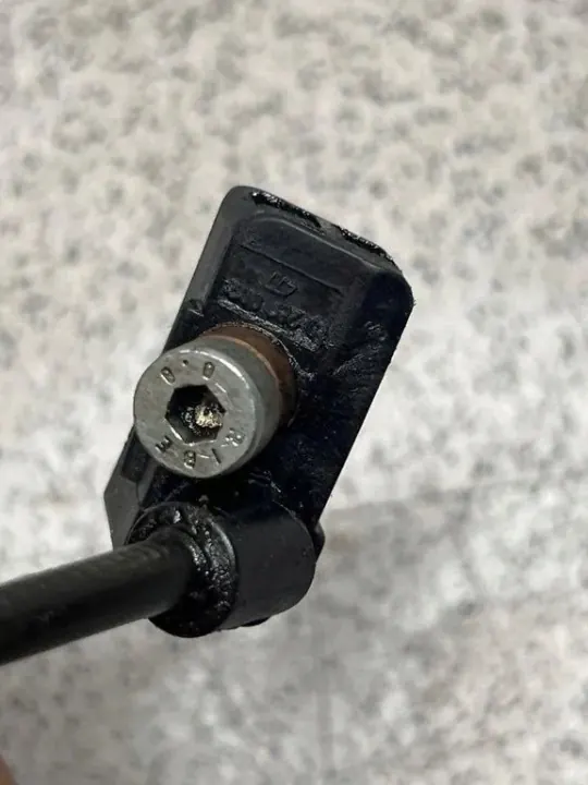 BMW Veivaxelssensor OEM 0281002447 image 3