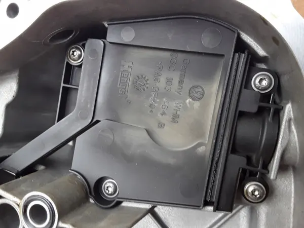 Distributiedeksel OEM 18935685858 voor VW Touran II Sharan image 8