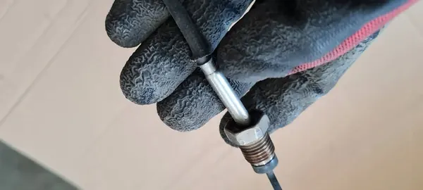 Sensor de Temperatura de Escape Q5 2.0 TDI 03L906088T image 10