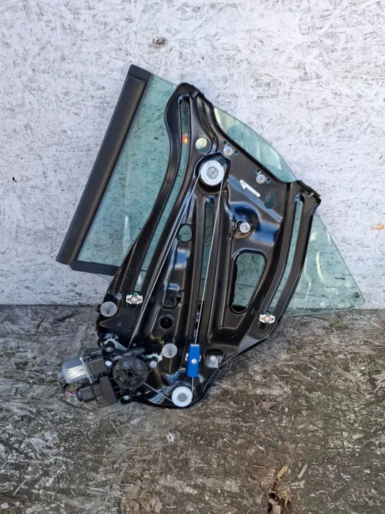 Audi A5 Cabrio Takaikkuna Vasen/Oikea OEM 8W7845297 image 5