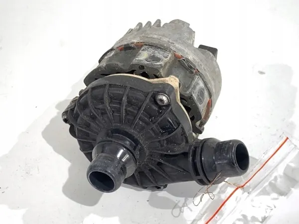Pompe à eau OEM A0005003800 pour Mercedes Sprinter 3.5t image 2